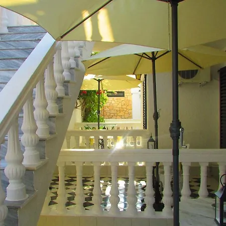 Castellino Daire